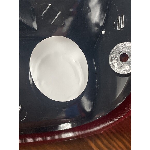 Tail Light Eagle Eyes FR278-U000R New - Picture 13 of 16